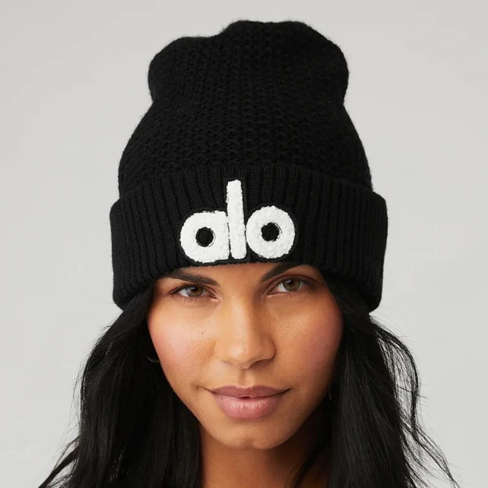 NWT Alo Unisex Wool Beanie - Picture 1 of 3